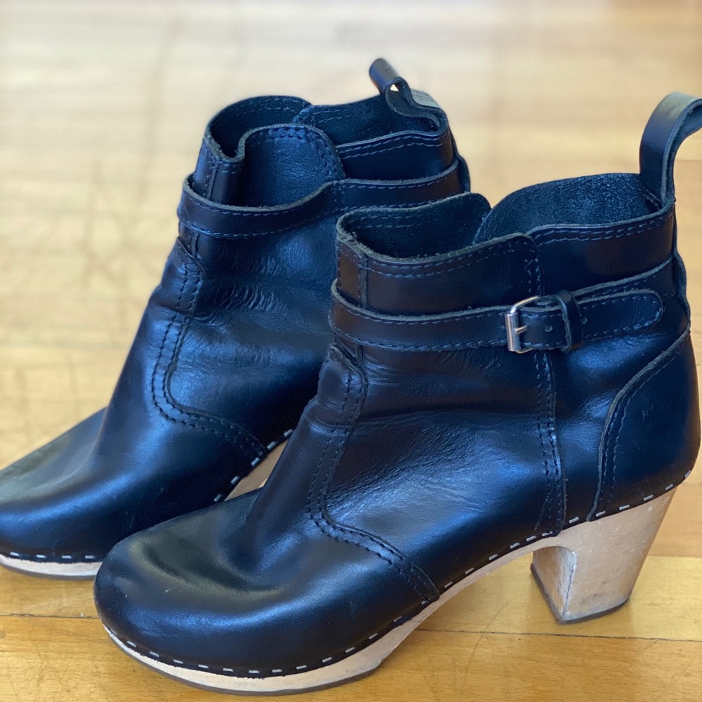 Swedish Hasbeens Clog bootie size 40